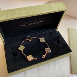 Picture of Van Cleef Arpels Bracelet _SKUVanCleef&Arpelsbracelet08cly8916236